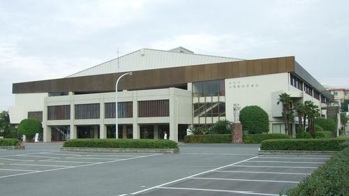 Kyuden_Gymnasium01.jpg